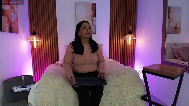 Snapshot of EvaGoddess_ chatting on June 30, 2026, 7:47 pm EvaGoddess online show from June 30, 2026, 7:47 pm