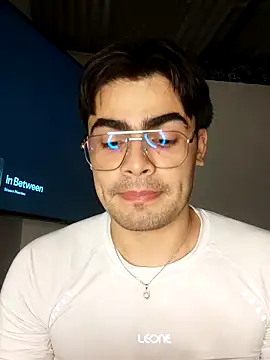 Mason grey online show from October 2, 2025, 5:22 am