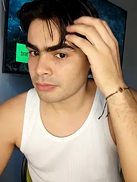 Mason grey online show from November 11, 2025, 8:14 pm