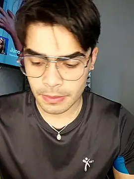 Mason grey online show from November 13, 2025, 12:42 pm