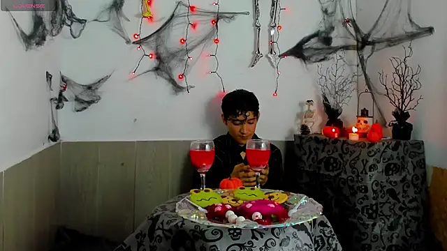 Snapshot of Amun_obsidian chatting on October 30, 2025, 12:36 pm Amun obsidian online show from October 30, 2025, 12:36 pm