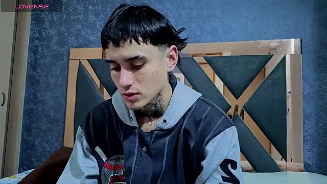 owen desmond online show from October 20, 2025, 2:57 am