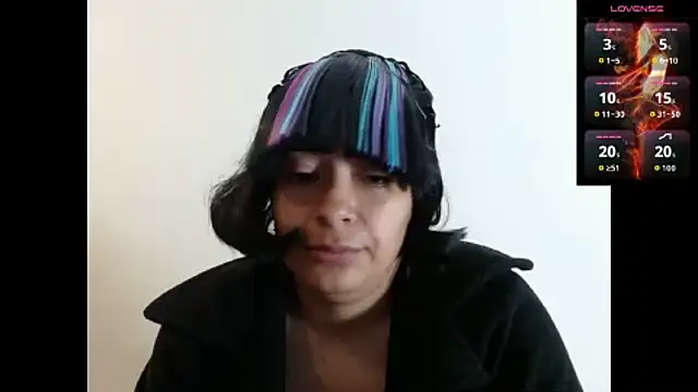 Acelinrose online show from October 24, 2025, 10:14 am