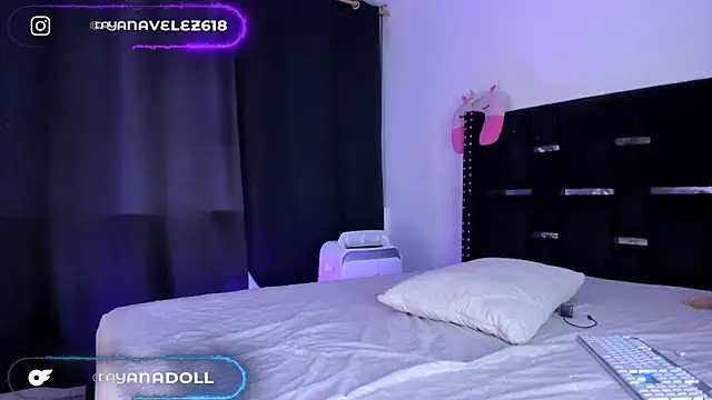 DAYANNAVELEZ online show from December 5, 2025, 2:54 am