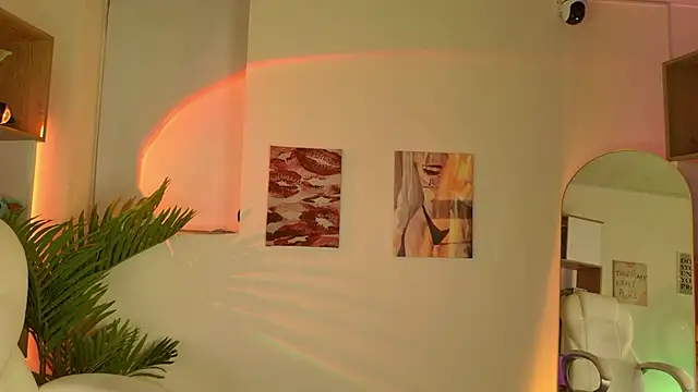 Snapshot of gaby_uwu_ chatting on September 25, 2025, 10:16 pm gaby uwu online show from September 25, 2025, 10:16 pm