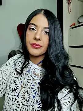 Snapshot of ValeNiitaLuv chatting on March 30, 2026, 11:06 pm ValeNiitaLuv online show from March 30, 2026, 11:06 pm