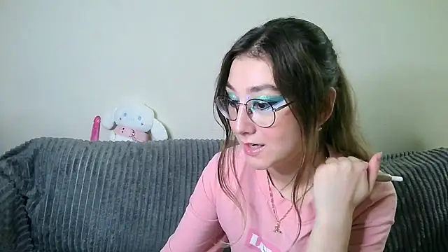 Snapshot of DangerousAddiction chatting on September 24, 2025, 7:42 pm DangerousAddiction online show from September 24, 2025, 7:42 pm