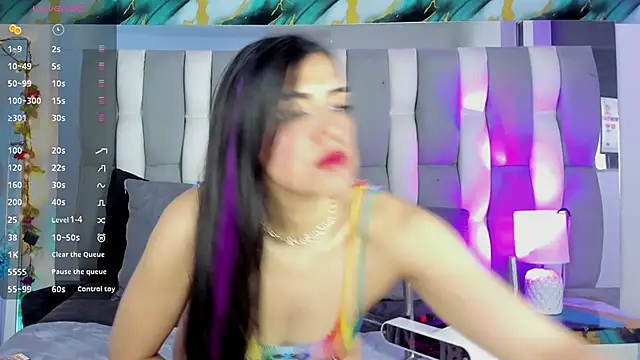 Snapshot of IsaDiiaz chatting on November 29, 2025, 4:45 am IsaDiiaz online show from November 29, 2025, 4:45 am