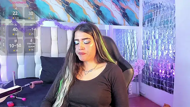 Snapshot of IsaDiiaz chatting on May 14, 2026, 5:04 am IsaDiiaz online show from May 14, 2026, 5:04 am