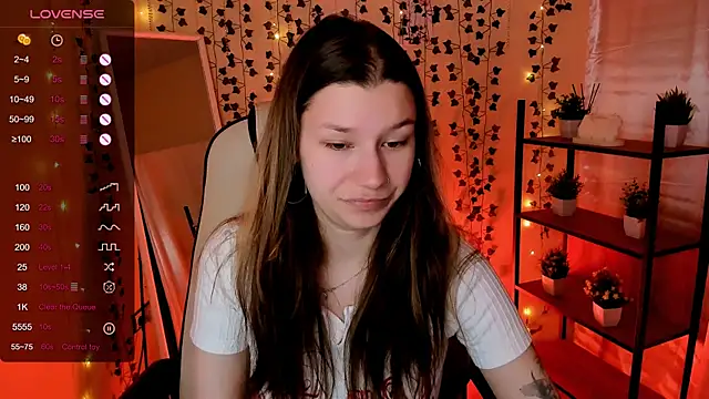 Snapshot of LinaBlossom_ chatting on May 14, 2026, 2:52 am LinaBlossom online show from May 14, 2026, 2:52 am