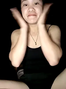 Snapshot of Norah-h chatting on November 7, 2025, 12:10 pm Norah-h online show from November 7, 2025, 12:10 pm