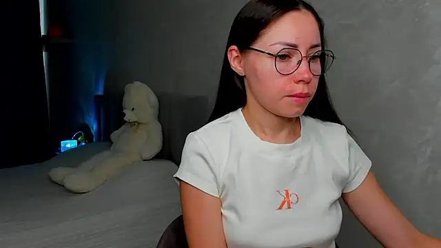 Snapshot of fun_nd_bun chatting on June 25, 2026, 1:03 am fun nd bun online show from June 25, 2026, 1:03 am