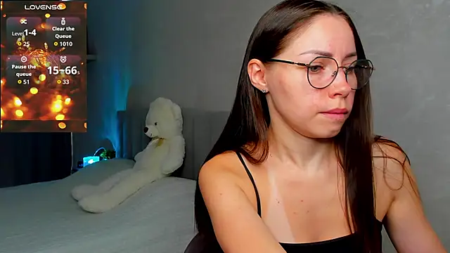 Snapshot of fun_nd_bun chatting on July 2, 2026, 3:23 am fun nd bun online show from July 2, 2026, 3:23 am