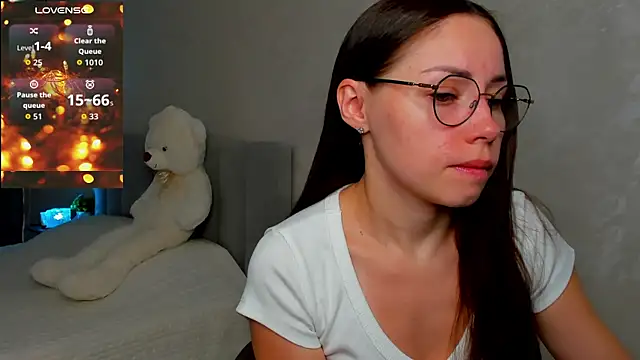 Snapshot of fun_nd_bun chatting on July 30, 2026, 2:32 am fun nd bun online show from July 30, 2026, 2:32 am