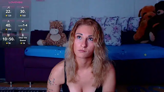 Snapshot of CassieSpell chatting on June 13, 2026, 9:02 pm CassieSpell online show from June 13, 2026, 9:02 pm