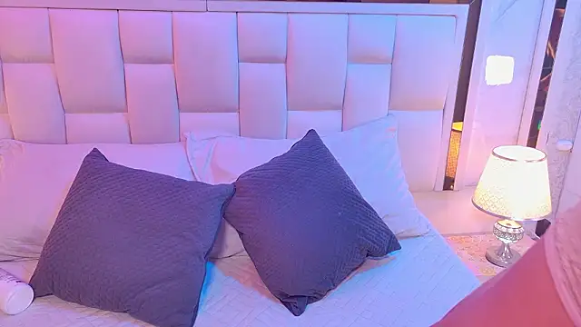 samanthaa sm online show from February 1, 2026, 12:25 pm