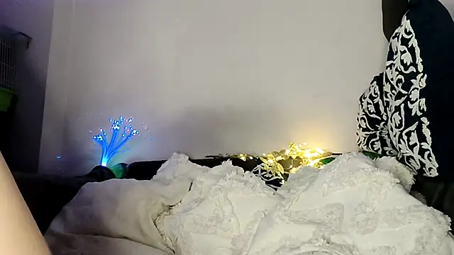 VIOLA-Sweeting online show from February 9, 2026, 2:20 am