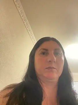 oksana1990 online show from October 15, 2025, 9:01 pm