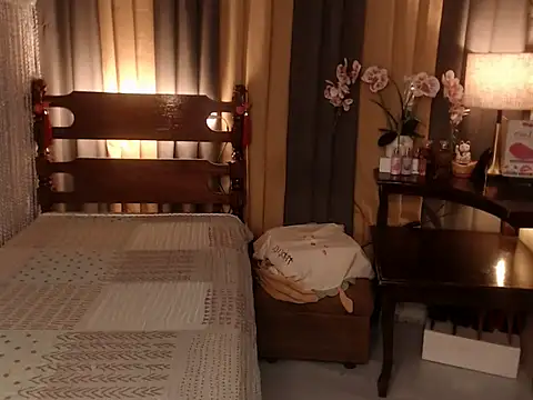 Snapshot of Jastine_hunk chatting on November 5, 2025, 2:25 am Jastine hunk online show from November 5, 2025, 2:25 am