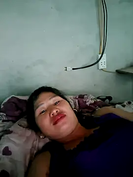 Snapshot of diamond-- chatting on July 2, 2026, 5:35 am diamond-- online show from July 2, 2026, 5:35 am