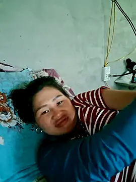 Snapshot of diamond-- chatting on July 30, 2026, 5:28 am diamond-- online show from July 30, 2026, 5:28 am