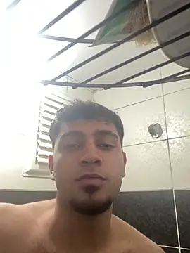 astoperaa online show from December 22, 2025, 7:14 pm