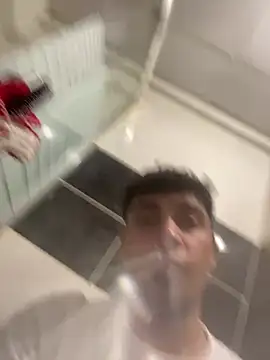 astoperaa online show from March 23, 2026, 5:24 pm