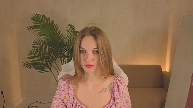 Snapshot of kianawhite chatting on October 21, 2025, 3:39 am kianawhite online show from October 21, 2025, 3:39 am