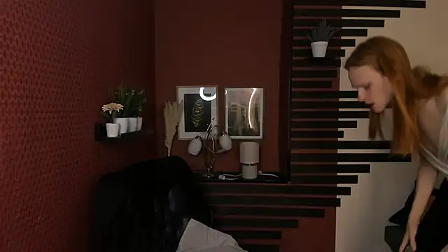 ChloeValentinee online show from November 6, 2025, 12:09 pm