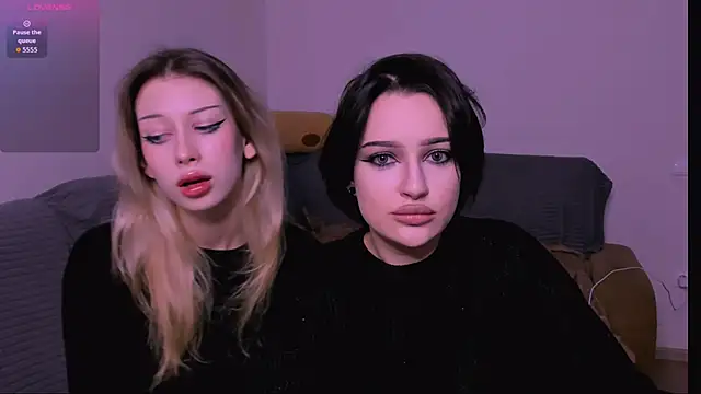 Snapshot of Lori_lolii chatting on December 5, 2025, 7:55 pm Lori lolii online show from December 5, 2025, 7:55 pm