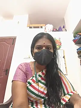 Snapshot of Tamil_Yalini12 chatting on May 22, 2026, 2:09 am Tamil Yalini12 online show from May 22, 2026, 2:09 am