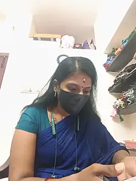 Snapshot of Tamil_Yalini12 chatting on May 28, 2026, 3:25 am Tamil Yalini12 online show from May 28, 2026, 3:25 am