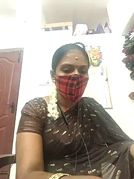 Snapshot of Tamil_Yalini12 chatting on July 18, 2026, 4:48 pm Tamil Yalini12 online show from July 18, 2026, 4:48 pm