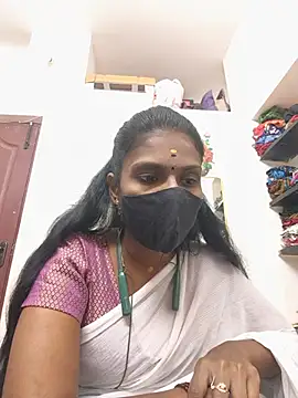 Snapshot of Tamil_Yalini12 chatting on May 15, 2026, 2:15 pm Tamil Yalini12 online show from May 15, 2026, 2:15 pm