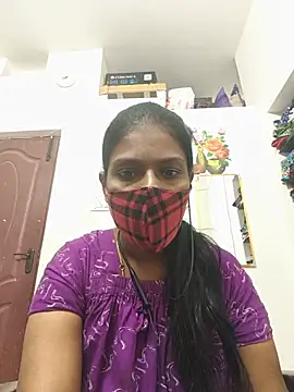 Snapshot of Tamil_Yalini12 chatting on August 10, 2026, 5:25 am Tamil Yalini12 online show from August 10, 2026, 5:25 am