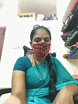 Snapshot of Tamil_Yalini12 chatting on July 17, 2026, 3:20 pm Tamil Yalini12 online show from July 17, 2026, 3:20 pm