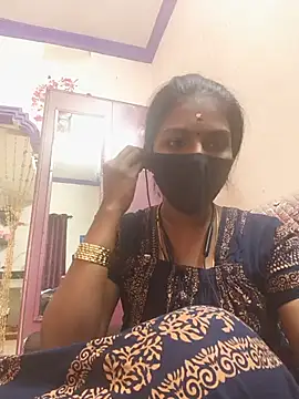 Snapshot of Tamil_Yalini12 chatting on July 23, 2026, 2:42 am Tamil Yalini12 online show from July 23, 2026, 2:42 am