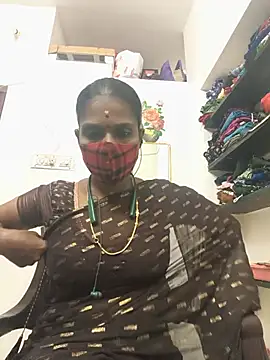 Snapshot of Tamil_Yalini12 chatting on July 3, 2026, 5:30 pm Tamil Yalini12 online show from July 3, 2026, 5:30 pm