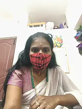 Snapshot of Tamil_Yalini12 chatting on June 2, 2026, 11:10 am Tamil Yalini12 online show from June 2, 2026, 11:10 am