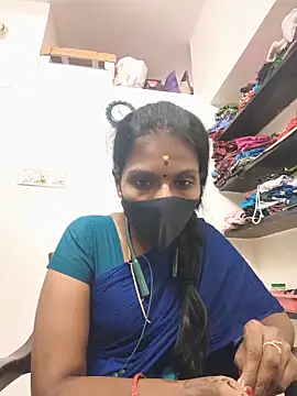 Snapshot of Tamil_Yalini12 chatting on June 11, 2026, 5:21 pm Tamil Yalini12 online show from June 11, 2026, 5:21 pm