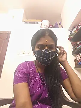 Snapshot of Tamil_Yalini12 chatting on July 11, 2026, 11:32 am Tamil Yalini12 online show from July 11, 2026, 11:32 am