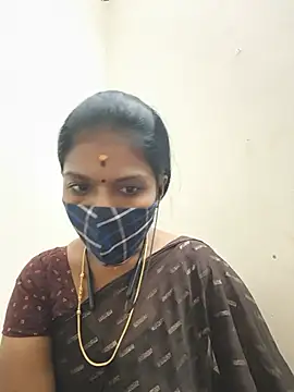 Snapshot of Tamil_Yalini12 chatting on August 5, 2026, 5:56 am Tamil Yalini12 online show from August 5, 2026, 5:56 am