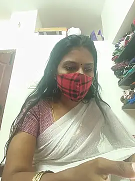 Snapshot of Tamil_Yalini12 chatting on July 16, 2026, 2:19 am Tamil Yalini12 online show from July 16, 2026, 2:19 am
