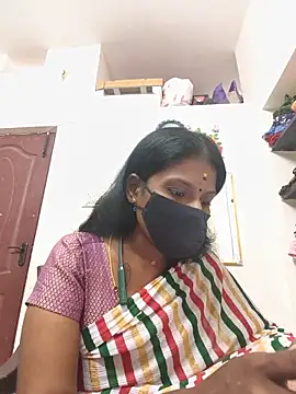 Snapshot of Tamil_Yalini12 chatting on May 27, 2026, 2:13 pm Tamil Yalini12 online show from May 27, 2026, 2:13 pm