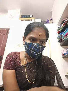 Snapshot of Tamil_Yalini12 chatting on August 4, 2026, 5:50 pm Tamil Yalini12 online show from August 4, 2026, 5:50 pm