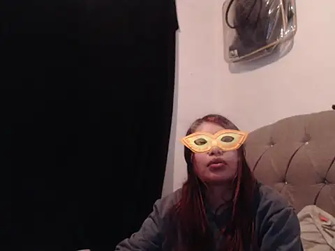 Snapshot of dulce-emily18 chatting on September 23, 2025, 3:13 am dulce-emily18 online show from September 23, 2025, 3:13 am