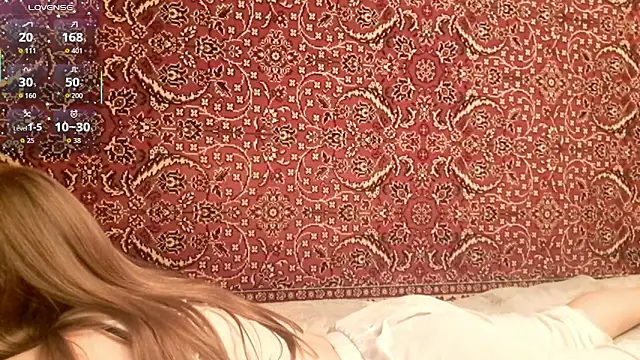 ivetabloom online show from October 17, 2025, 6:32 pm