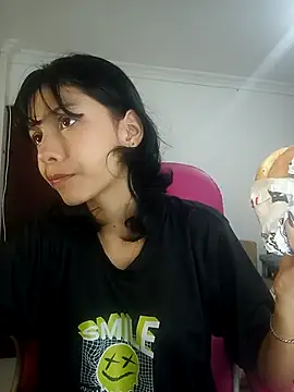 xoxo milk online show from November 7, 2025, 7:51 pm