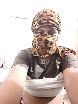 Shazfairy online show from November 9, 2025, 8:02 pm