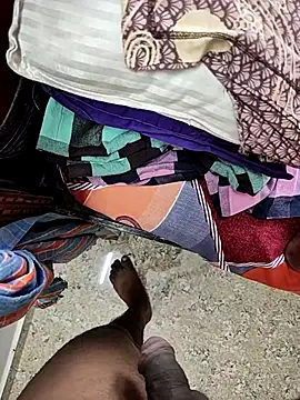 Snapshot of telugumodda4396 chatting on October 22, 2025, 4:34 am telugumodda4396 online show from October 22, 2025, 4:34 am